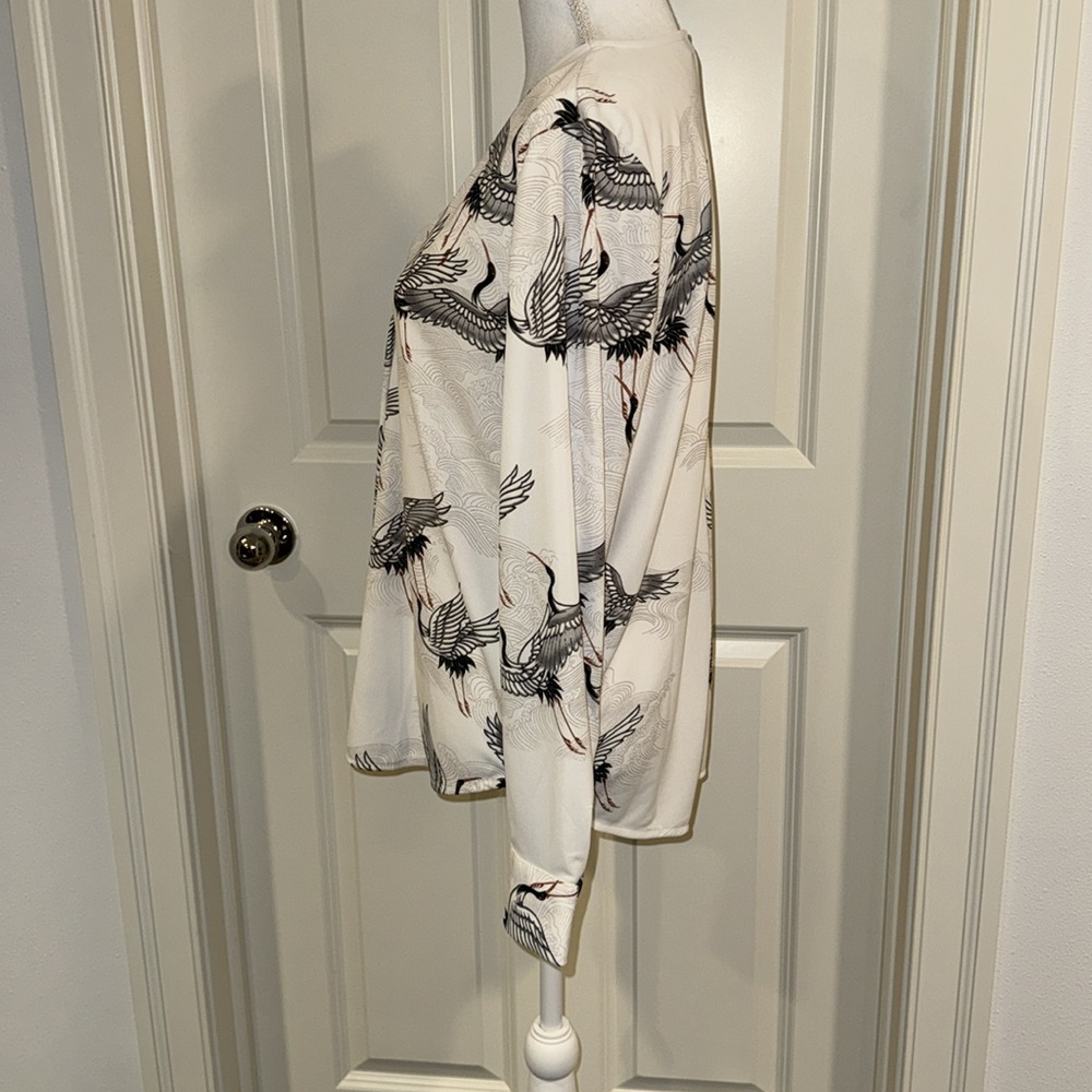 Ann Taylor Factory Flying Cranes V-neck Long-Sleeve Blouse, Size LP - Picture 2 of 10